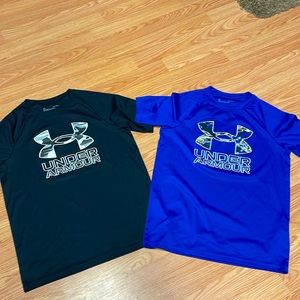 Bundle Boys size large under armor performance T-shirts